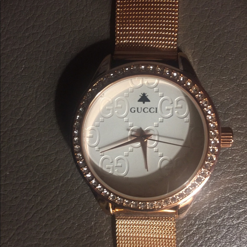 Rose gold fashion watch